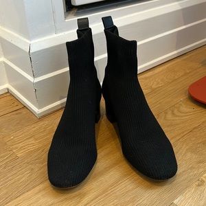 Everlane Women’s Glove Boot